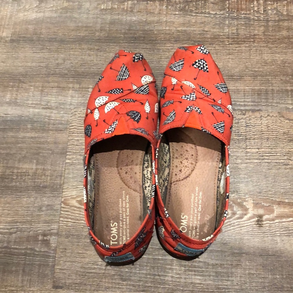 Toms shoes